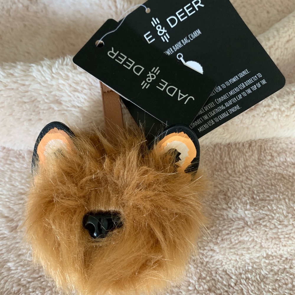 Jade&Deer Charging Power Bank Bag Glam